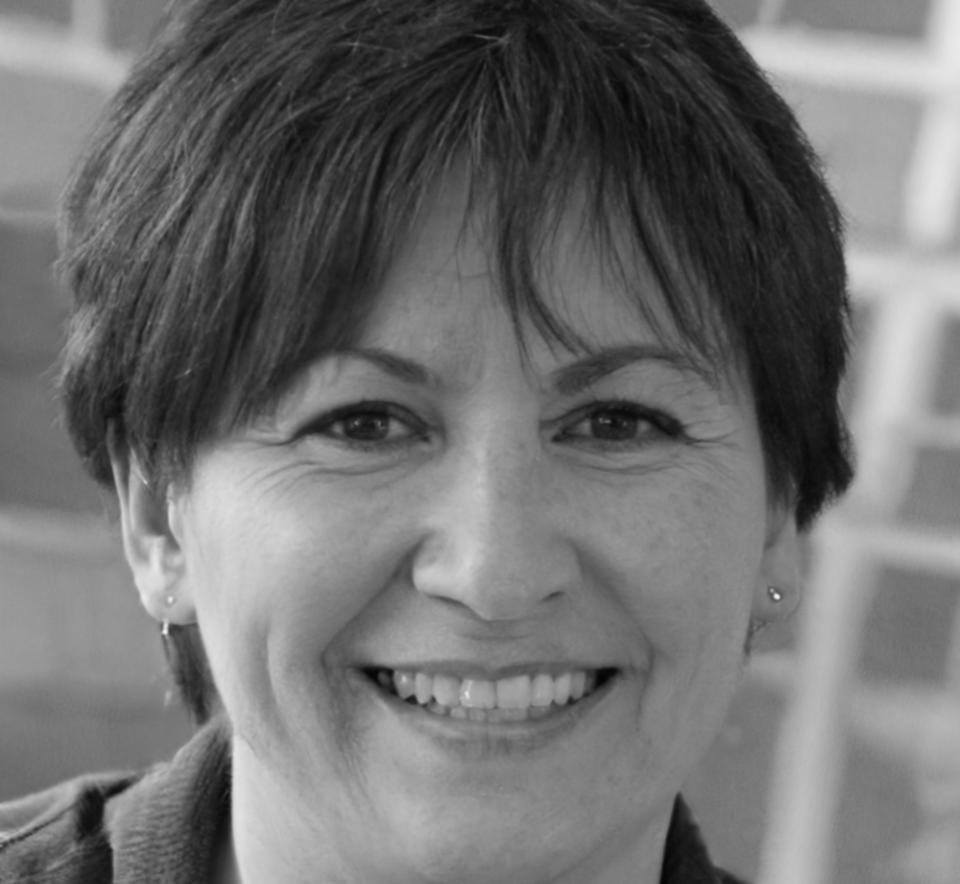 Technische Leiterin und Finanzexpertin bei Kelunorvexa